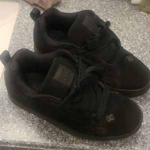 DC shoes